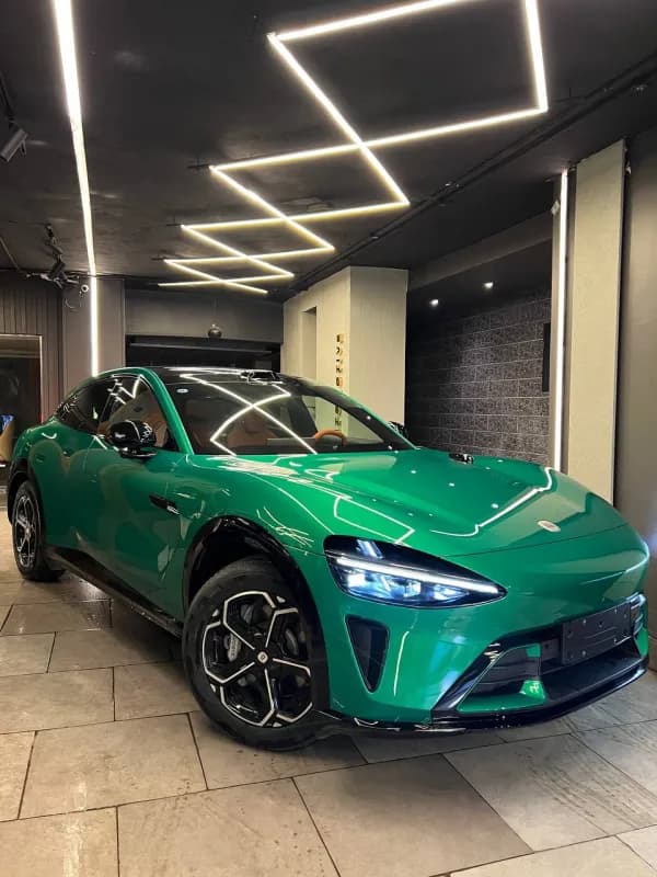 شاومي Yu7  2025 دول موتور ماكس  أخضر أوتوماتيك — جديدة