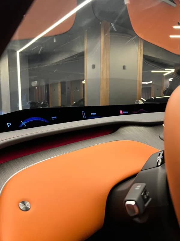 شاومي Yu7  2025 دول موتور ماكس  أخضر أوتوماتيك — جديدة