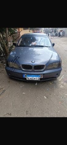 بي ام دبليو 318i 2010