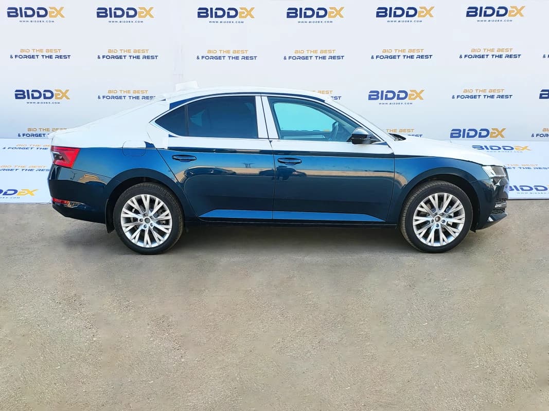 Skoda Superb 2024 امبيشن أزرق أوتوماتيك — جديدة