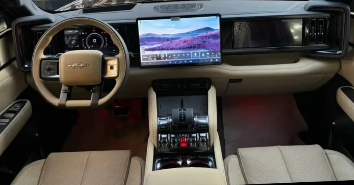 بي واي دي ليوبارد ٥ 2025