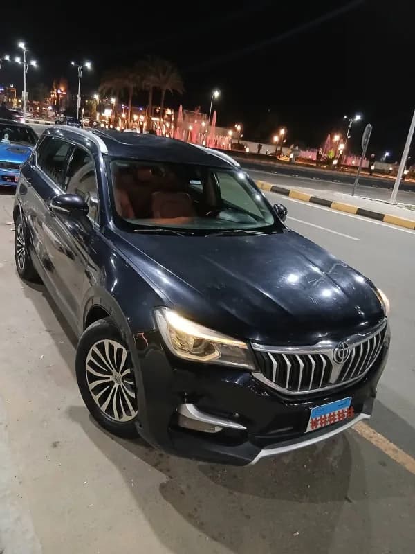 بريليانس V6 2019 هاي لاين أسود أوتوماتيك — مستعملة