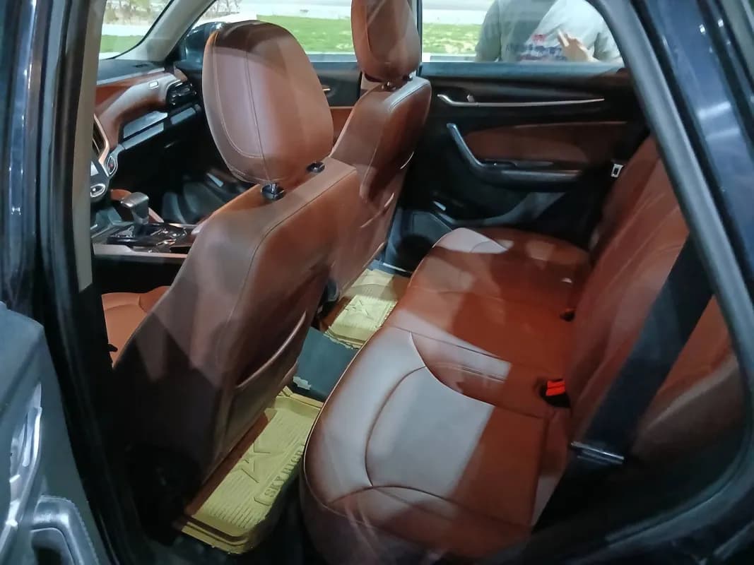 بريليانس V6 2019 هاي لاين أسود أوتوماتيك — مستعملة