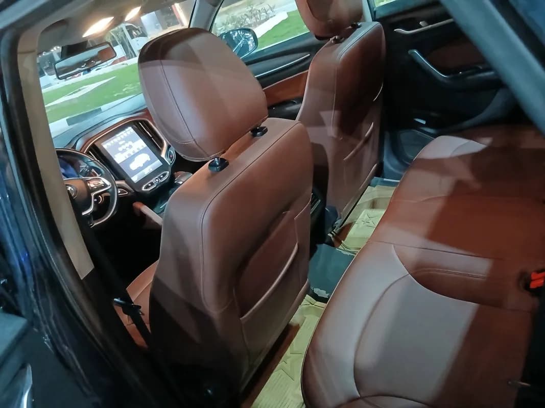 بريليانس V6 2019 هاي لاين أسود أوتوماتيك — مستعملة