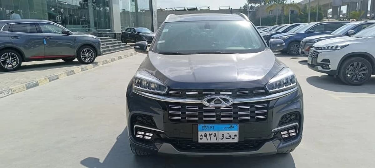 Chery Tiggo 8 2025 لاكشري رمادي أوتوماتيك — مستعملة