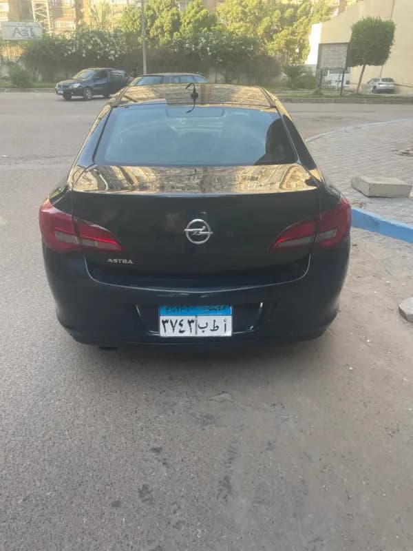 أوبل استرا 2020