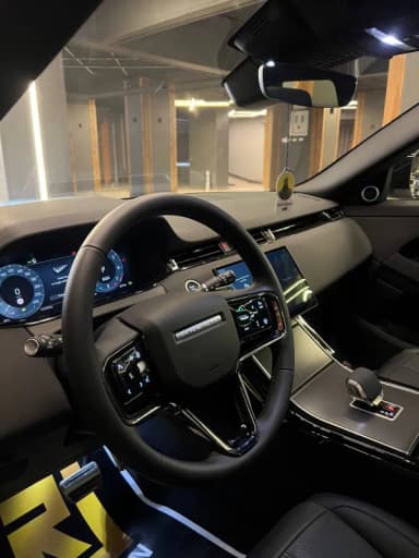  لاند روفر  ايفوك 2025 - 4