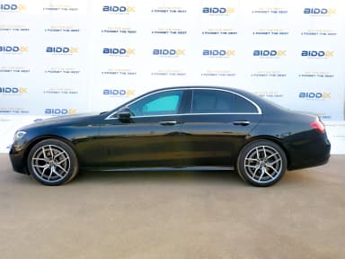 Mercedes-Benz E200 2022 اي ام جي فولي لوديد أسود أوتوماتيك — مستعملة - 4