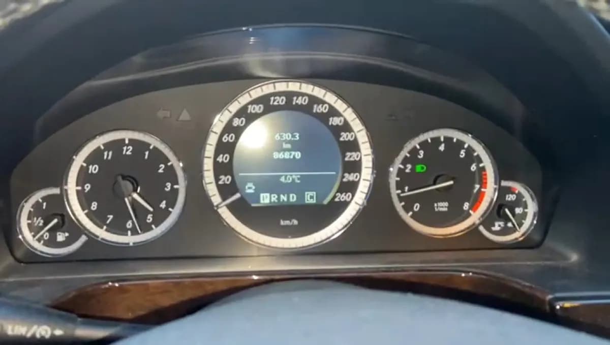  مرسيدس بنز  E250 2010