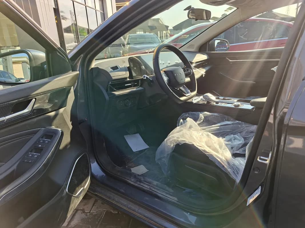 شيري أريزو 6 2026 جي تي  رمادي أوتوماتيك — جديدة