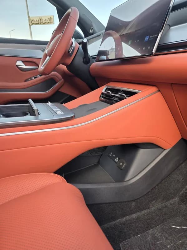 بي واي دي تانج ال 2025