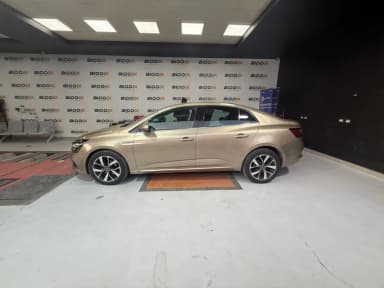 رينو ميجان 2020 - 4