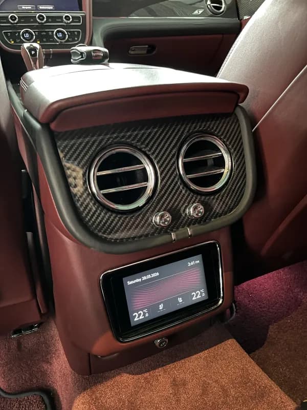 بنتلي  بنتايجا  2023