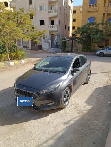 Ford Focus 2018 سبورت لاين رمادي أوتوماتيك — مستعملة - 3