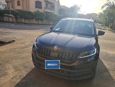 Skoda KODIAQ 2020 ستايل أسود أوتوماتيك — مستعملة - 1