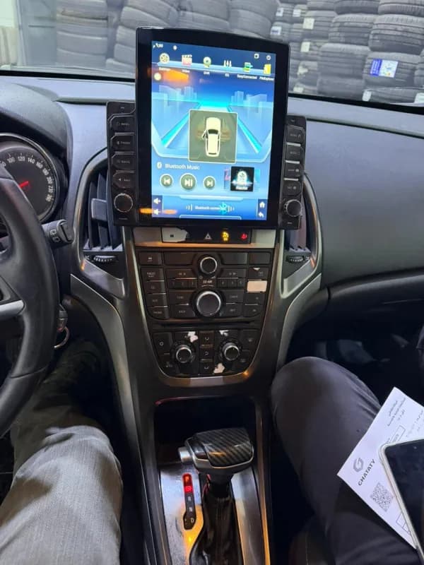 أوبل استرا 2010