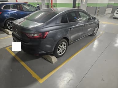 رينو ميجان 2020 - 3