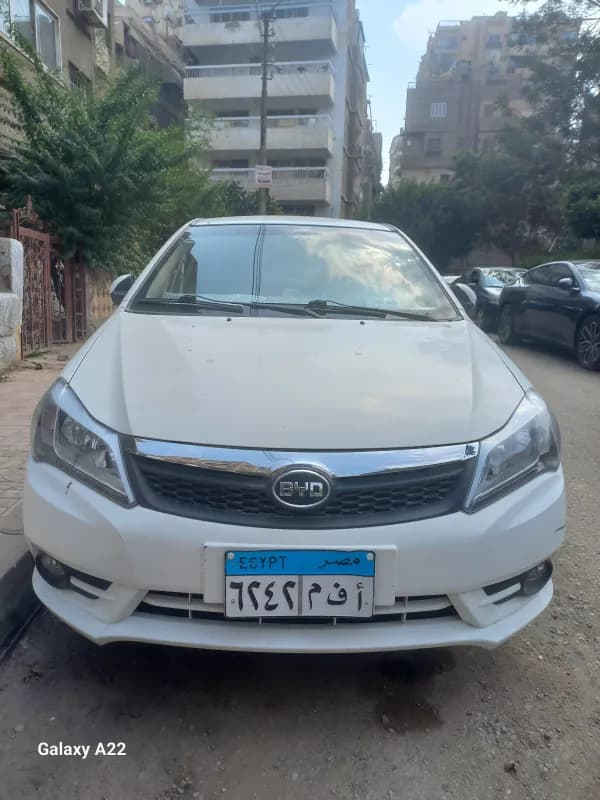 بي واي دي F3 2024