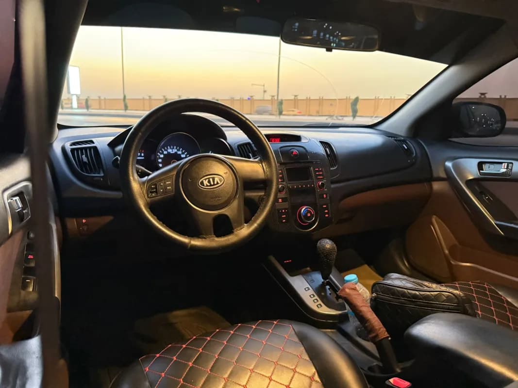 كيا سيراتو 2010