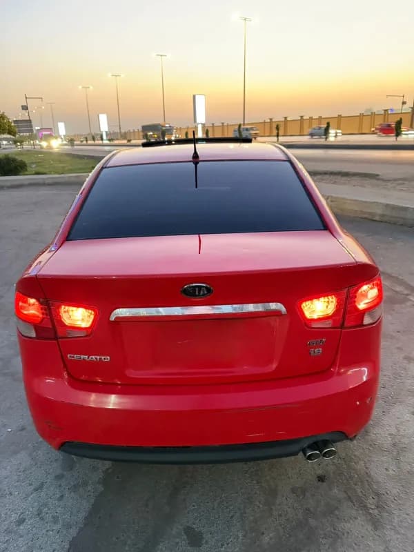 كيا سيراتو 2010