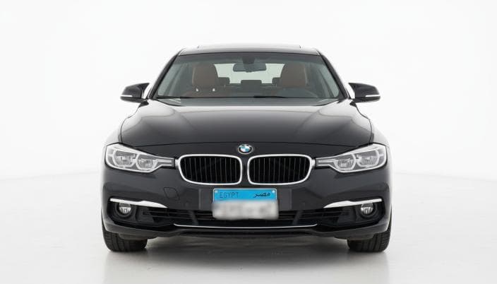 بي ام دبليو 320i 2018