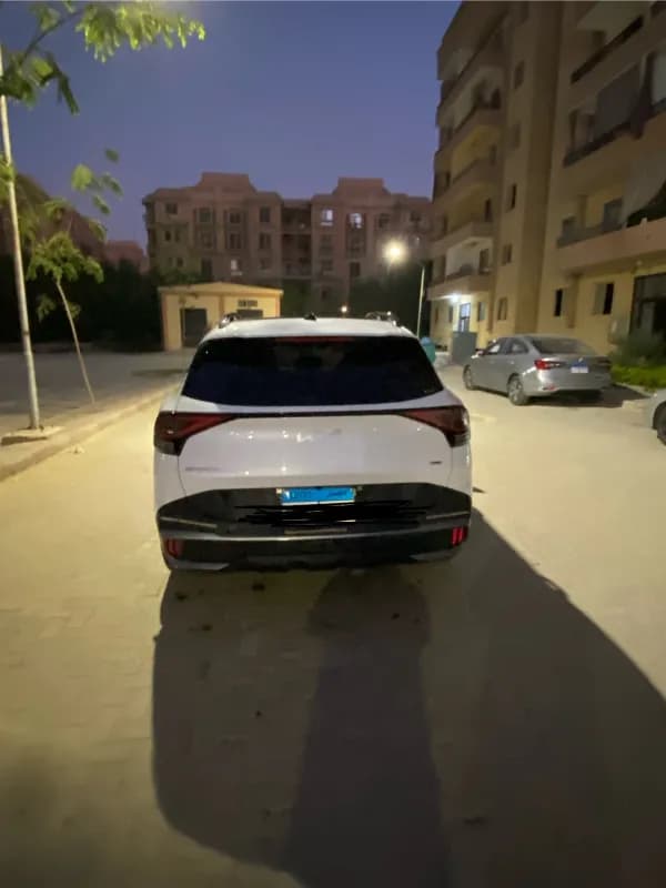 كيا سبورتاج 2023 هاي لاين أبيض أوتوماتيك — مستعملة