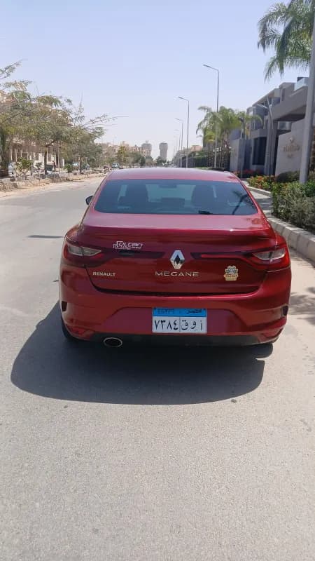 رينو ميجان 2019 تيربو سيجنتشر أحمر أوتوماتيك — مستعملة