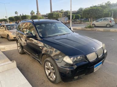 بي ام دبليو X3 2010 اكس درايف أسود أوتوماتيك — مستعملة - 3