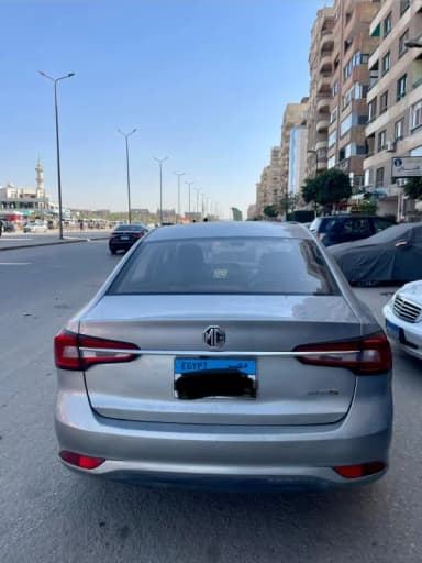 ام جي 5 2026 لاكشري فضي أوتوماتيك — مستعملة - 3