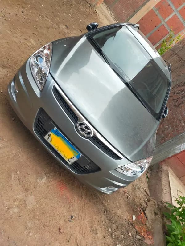 هيونداي I30 2010 إن لاين رمادي أوتوماتيك — مستعملة