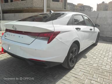هيونداي النترا CN7 2021 سمارت بلس أبيض أوتوماتيك — مستعملة - 2