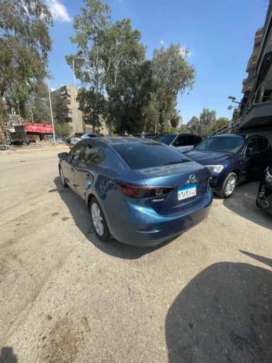 مازدا 3 2017 اس بريميوم أزرق غامق أوتوماتيك — مستعملة - 2