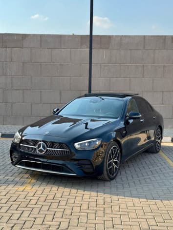 Mercedes-Benz E200 2021