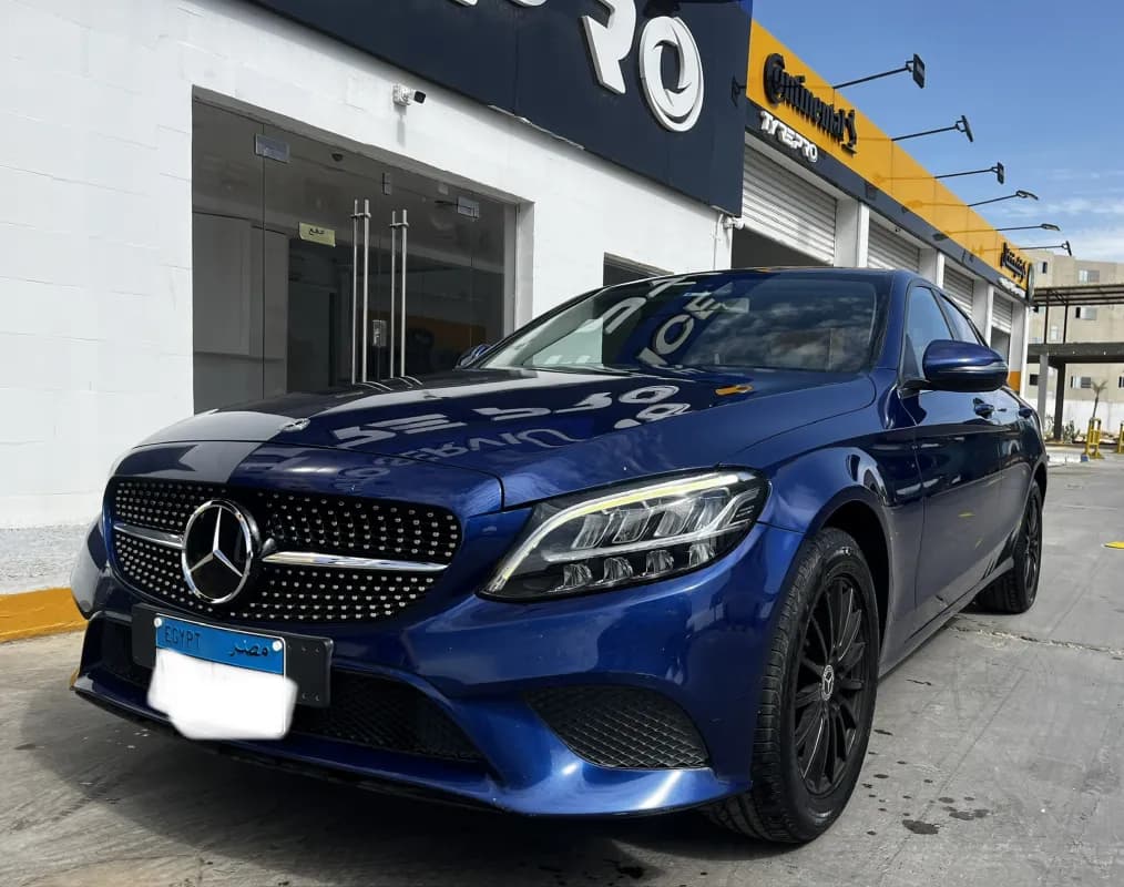  مرسيدس بنز  C180 2019 كلاسيك أزرق أوتوماتيك — مستعملة