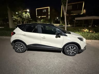 Renault Captur 2019 Highline White Automatic — Used - 2