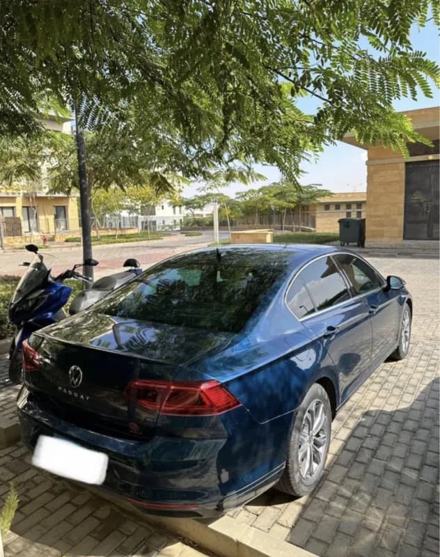 Volkswagen Passat 2021 Trend Line Blue Automatic — Used