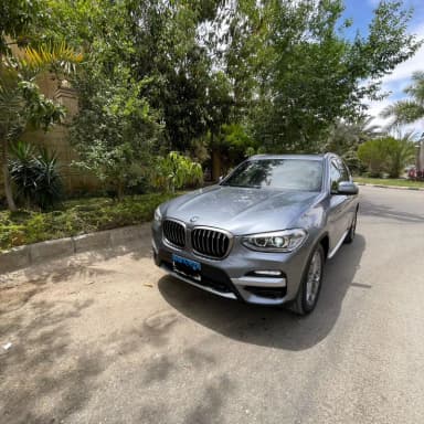 BMW X3 2019 X DRIVE Silver Automatic — Used - 3