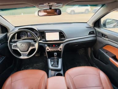 Hyundai Elantra AD 2018 Highline Black Automatic — Used - 2