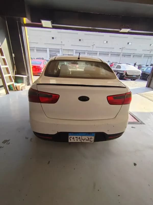 Kia Rio 2013 2nd Category White Automatic — Used