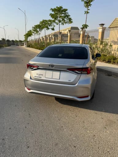 Toyota Corolla 2024 Comfort Silver Automatic — Used - 4