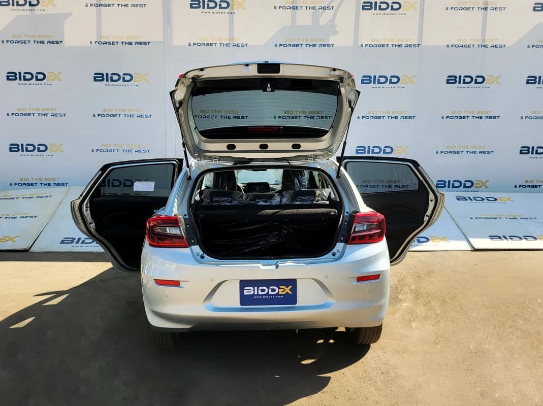 Suzuki Baleno 2024 جي ال اكس فضي أوتوماتيك — جديدة