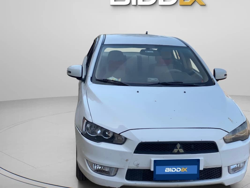Mitsubishi Lancer 2015 هاي لاين أبيض أوتوماتيك — مستعملة