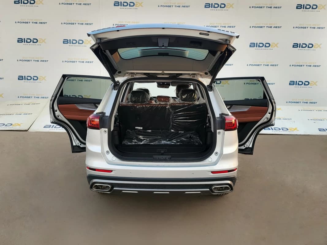 Chery Tiggo 8 2024 Luxury Silver Automatic — New