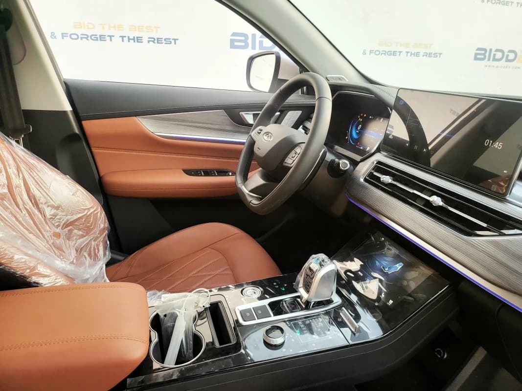 Chery Tiggo 8 2024 Luxury Silver Automatic — New