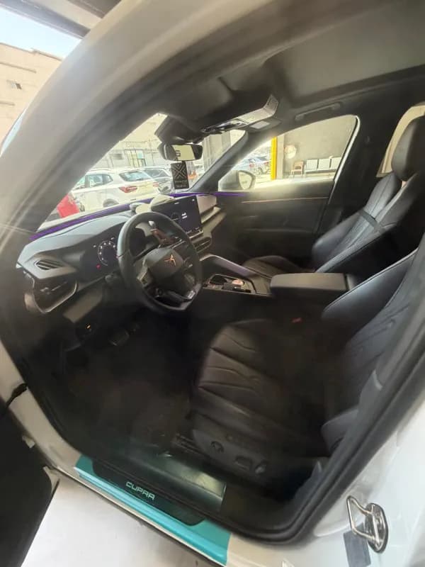 Cupra Terramar 2025 V1 White Automatic — Used