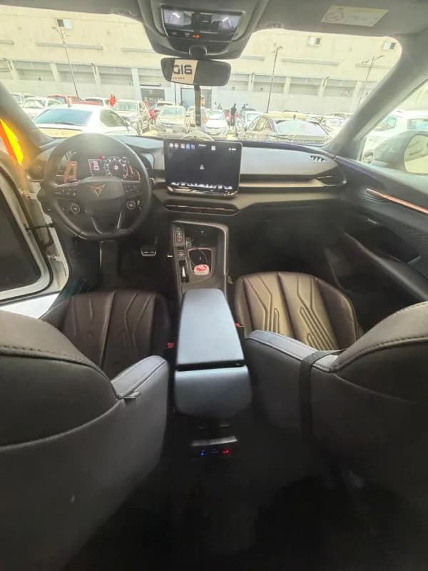 Cupra Terramar 2025 V1 White Automatic — Used