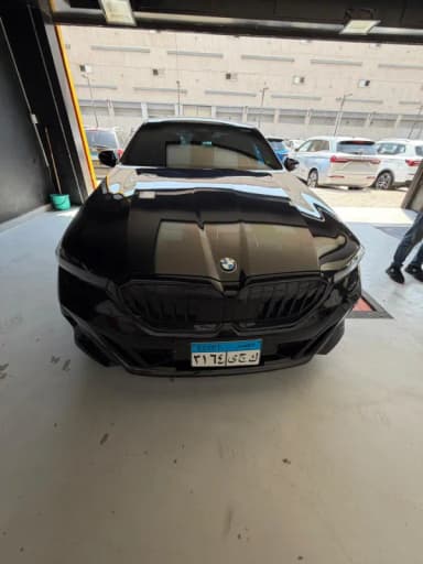 بي ام دبليو 520i 2025 ام سبورت أسود أوتوماتيك — مستعملة - 2