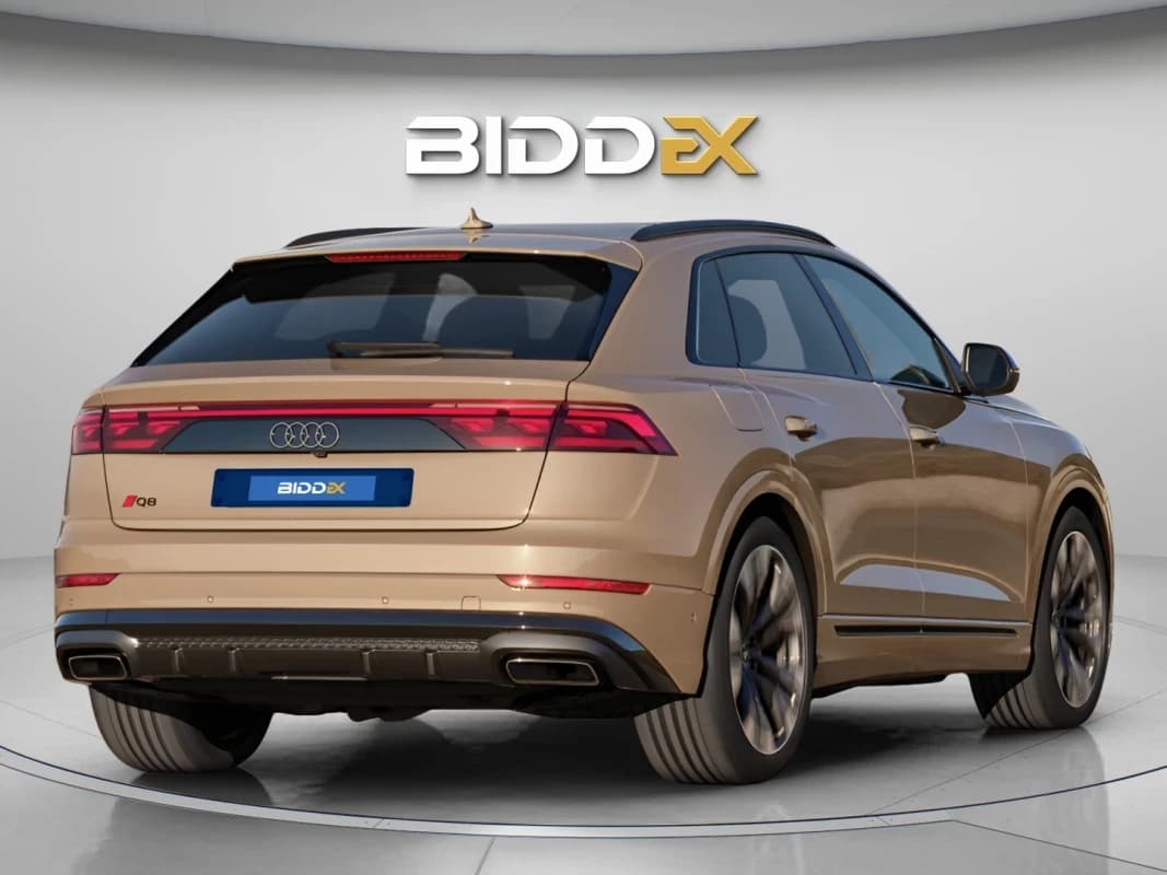 أودي Q8 2025 اس لاين بلس ذهبي أوتوماتيك — جديدة