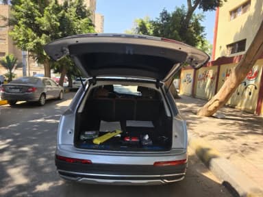 أودي كيو 7 2022 اس لاين رمادي أوتوماتيك — مستعملة - 4
