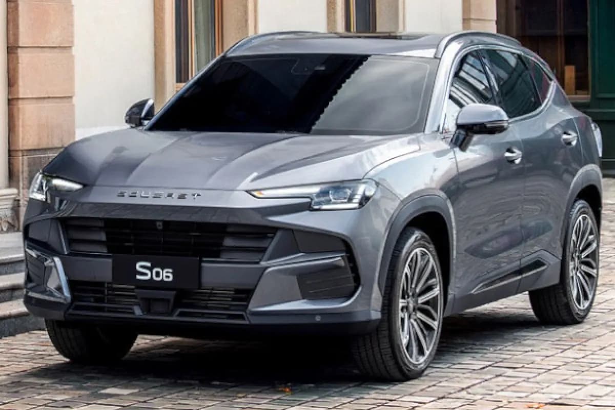 سويست S06 2027 دي ام أبيض أوتوماتيك — جديدة